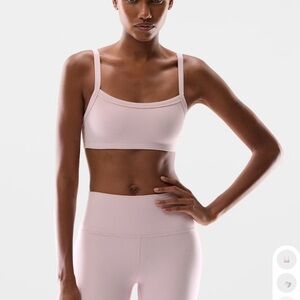 Aritzia bra